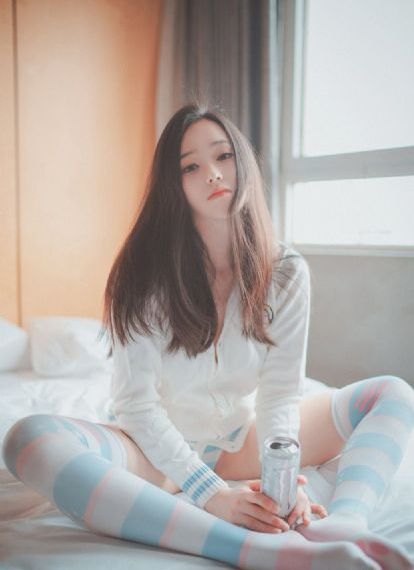 色偷偷噜噜噜亚洲男人的天堂_超清电影完整版